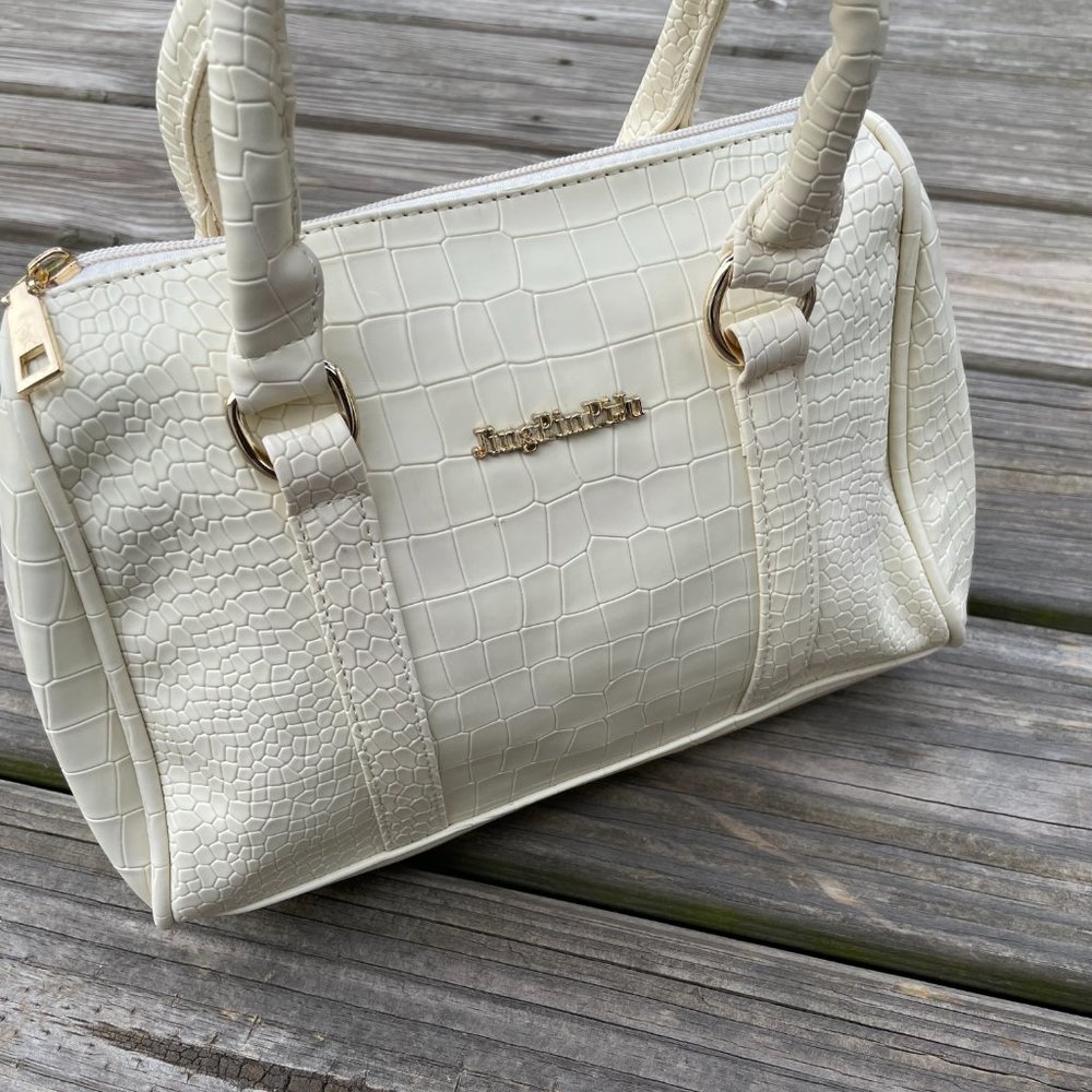 Women Hand Bags Cream Faux Leather Vegan Bag New S - Picture 6 of 12